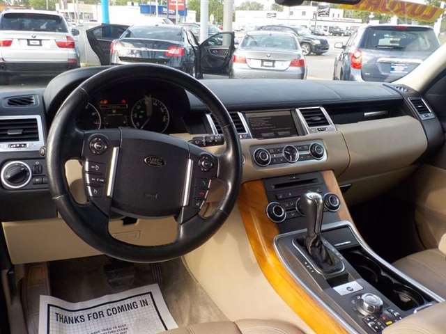 2010 Land Rover Range Rover Sport 4x4 HSE 4dr SUV